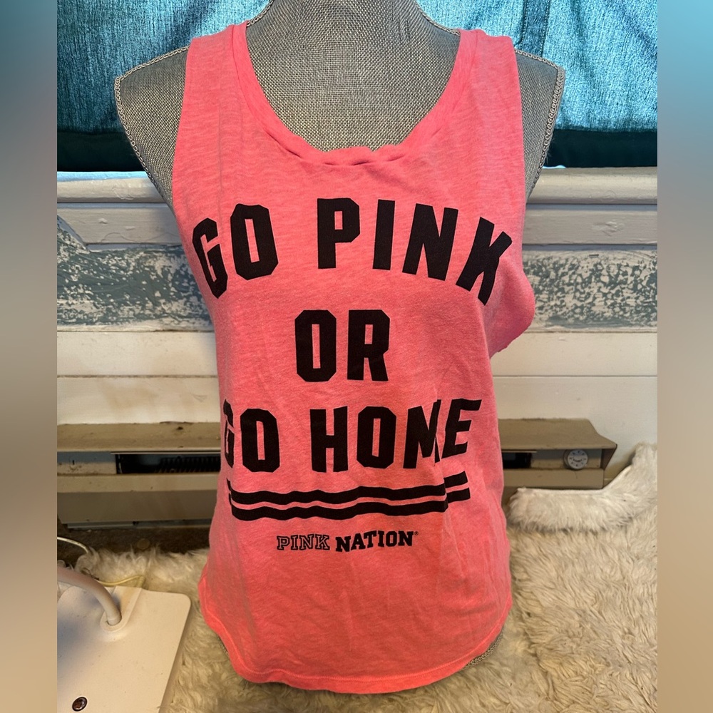 ⭐️ 3 for $20.00 VS Pink Nation Graphic Tank Top